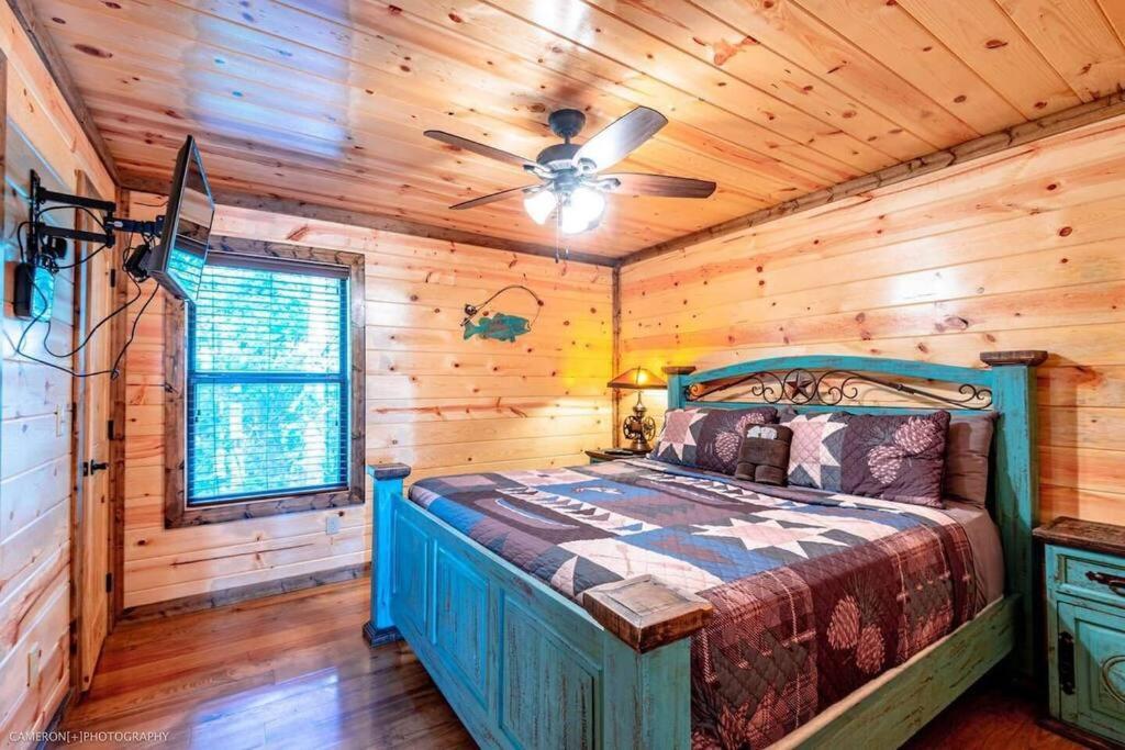 Iron Horse Lodge Sleeps 18, Games, Fire Pit, Hot Tub, Ev, More Broken Bow Kültér fotó