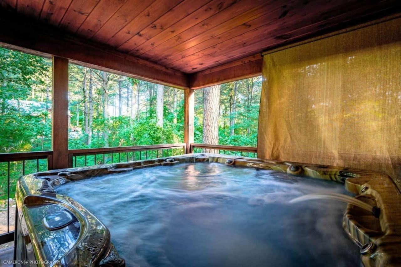 Iron Horse Lodge Sleeps 18, Games, Fire Pit, Hot Tub, Ev, More Broken Bow Kültér fotó