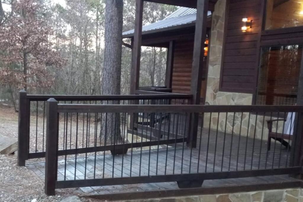 Iron Horse Lodge Sleeps 18, Games, Fire Pit, Hot Tub, Ev, More Broken Bow Kültér fotó