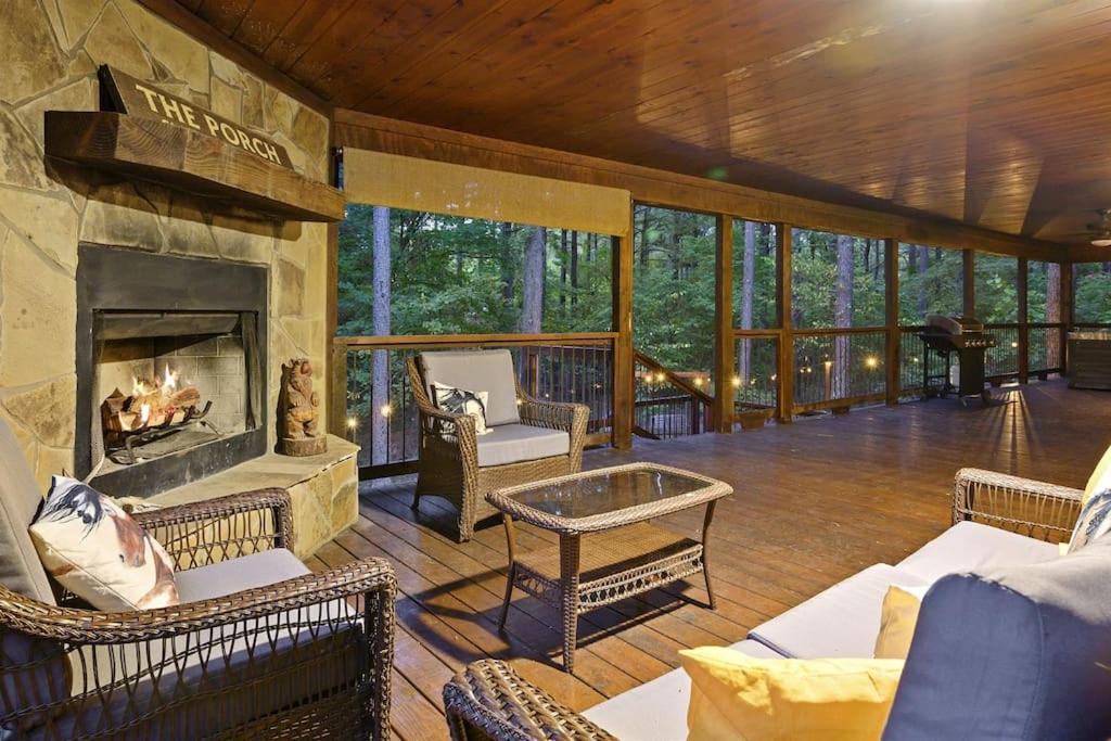 Iron Horse Lodge Sleeps 18, Games, Fire Pit, Hot Tub, Ev, More Broken Bow Kültér fotó