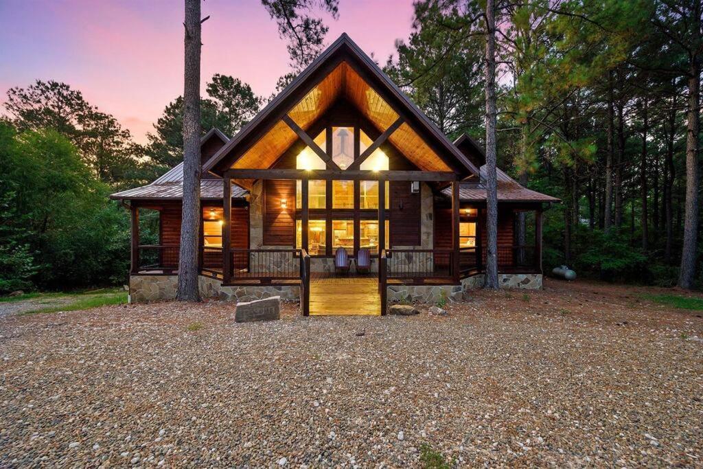 Iron Horse Lodge Sleeps 18, Games, Fire Pit, Hot Tub, Ev, More Broken Bow Kültér fotó