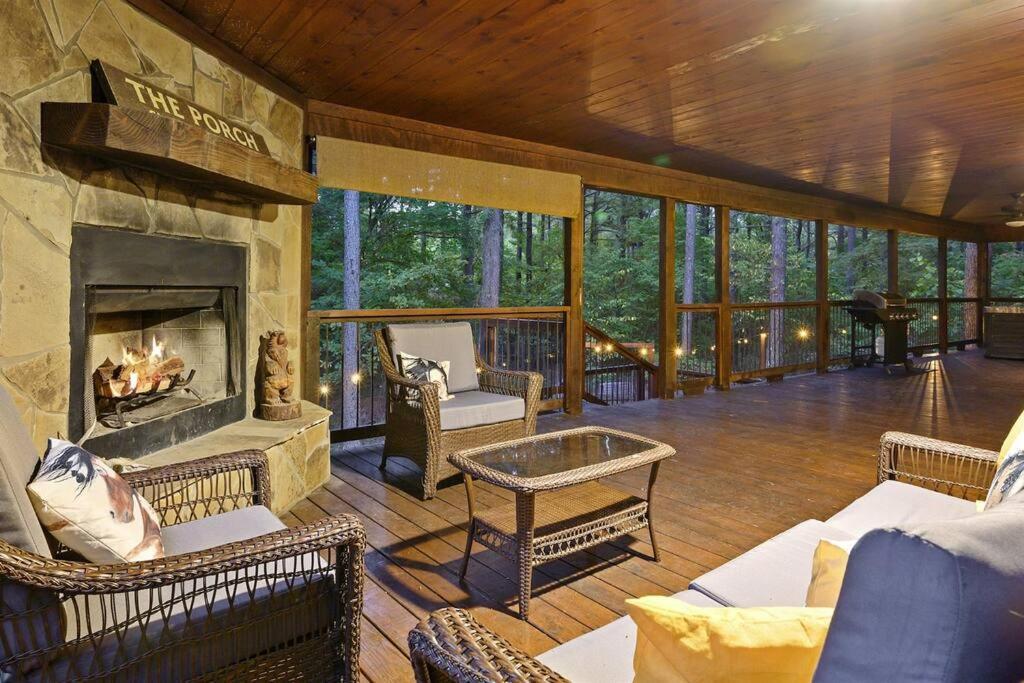 Iron Horse Lodge Sleeps 18, Games, Fire Pit, Hot Tub, Ev, More Broken Bow Kültér fotó